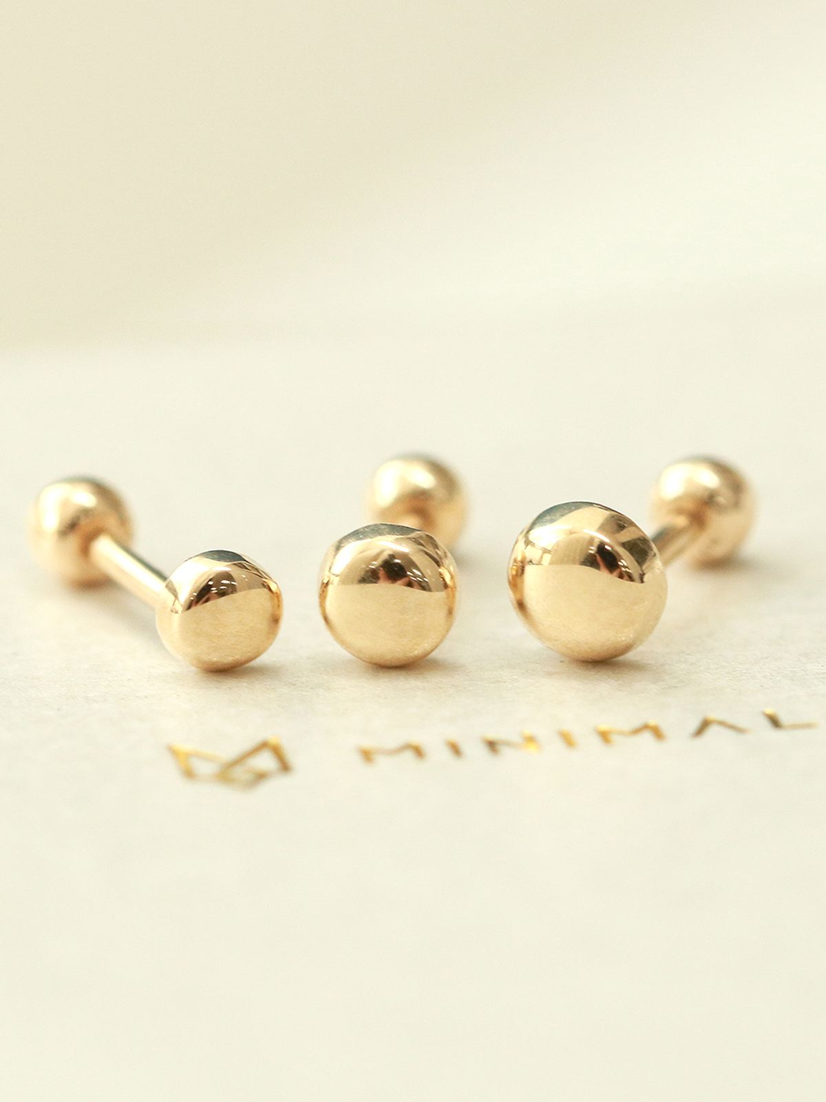 미니멀피어싱(MINIMALPIERCING) 14K 골드 버튼 피어싱 귀걸이