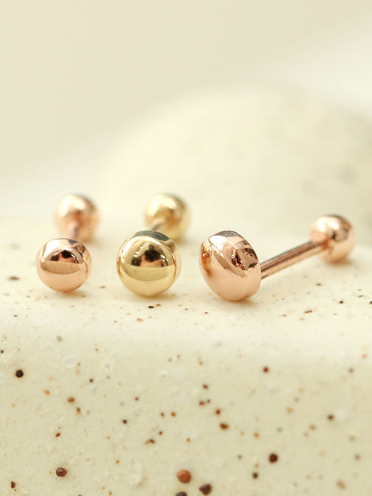 미니멀피어싱(MINIMALPIERCING) 14K 골드 버튼 피어싱 귀걸이
