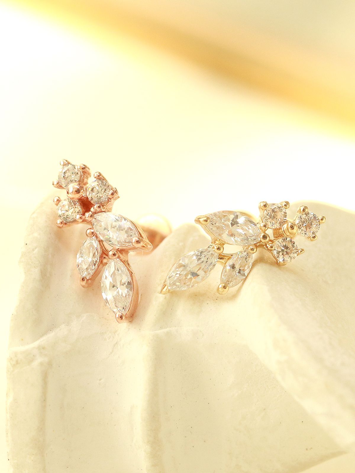 미니멀피어싱(MINIMALPIERCING) 14K 인터널 블링 커브 리프 라블렛 피어싱