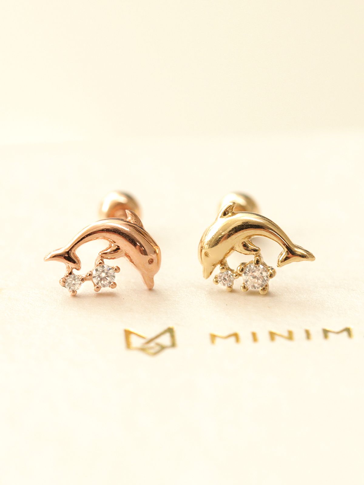 미니멀피어싱(MINIMALPIERCING) 14K 미니 큐빅 돌고래 피어싱 귀걸이