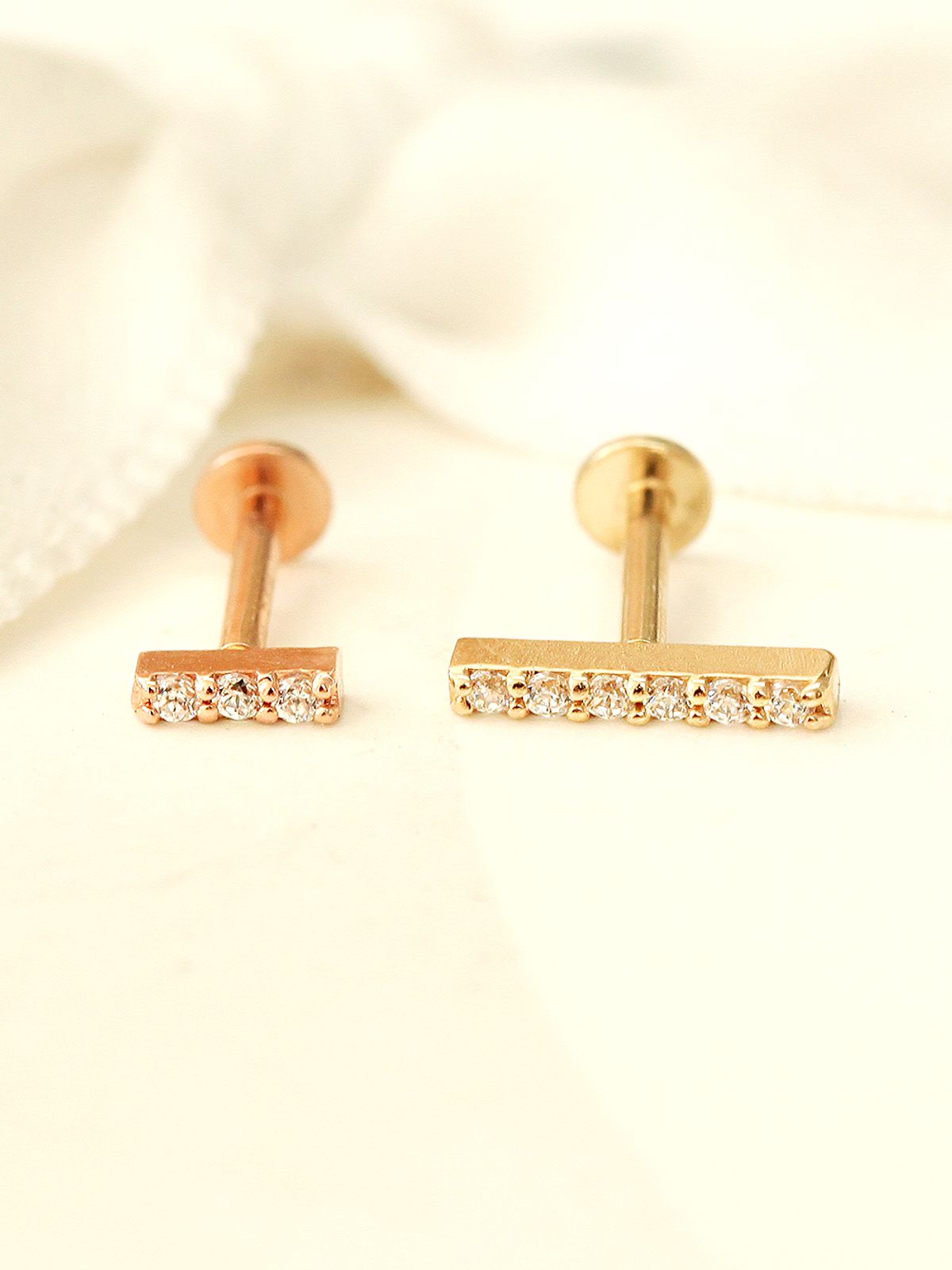 미니멀피어싱(MINIMALPIERCING) 14K 인터널 큐빅 스틱 라블렛 피어싱 S,M
