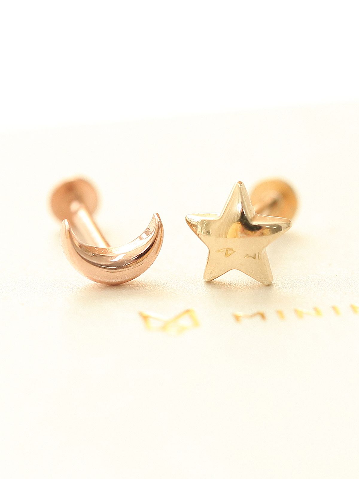 미니멀피어싱(MINIMALPIERCING) 14K 인터널 통통 달 별 라블렛 피어싱
