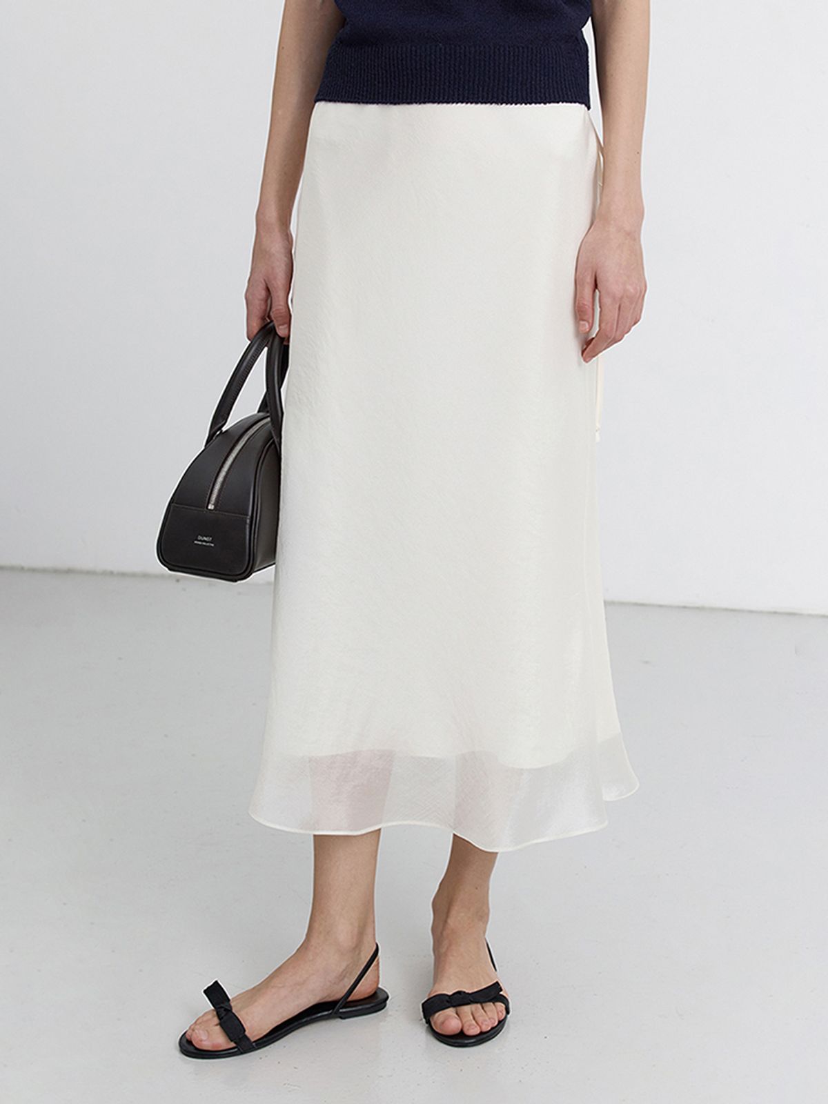 던스트(DUNST) LAYERED SATIN SKIRT_UDSK5B225_IVORY