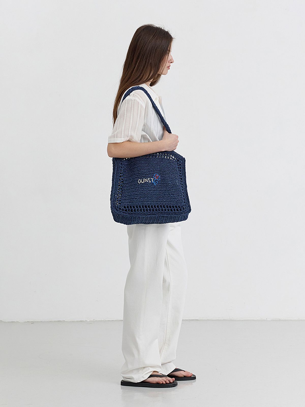 던스트(DUNST) HAND DRAWING BLOOM BAG_UDBA5E217_NAVY