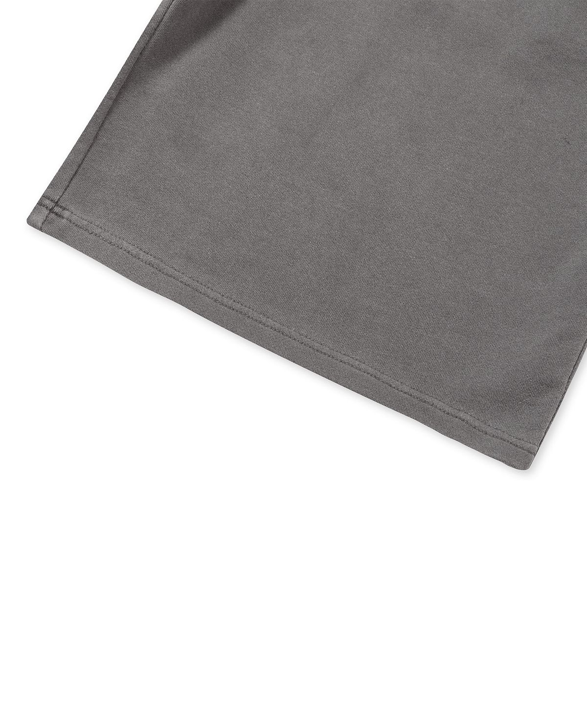 브라운브레스(BROWNBREATH) TAG PIGMENT SHORTS - CHARCOAL