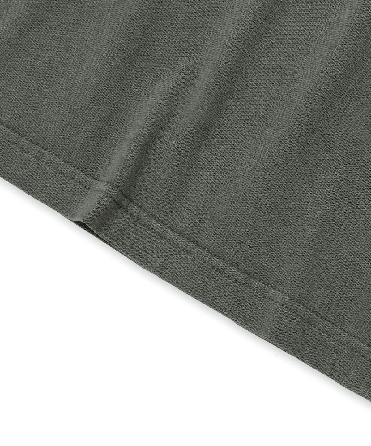 브라운브레스(BROWNBREATH) PIGMENT TAG TEE - CHARCOAL