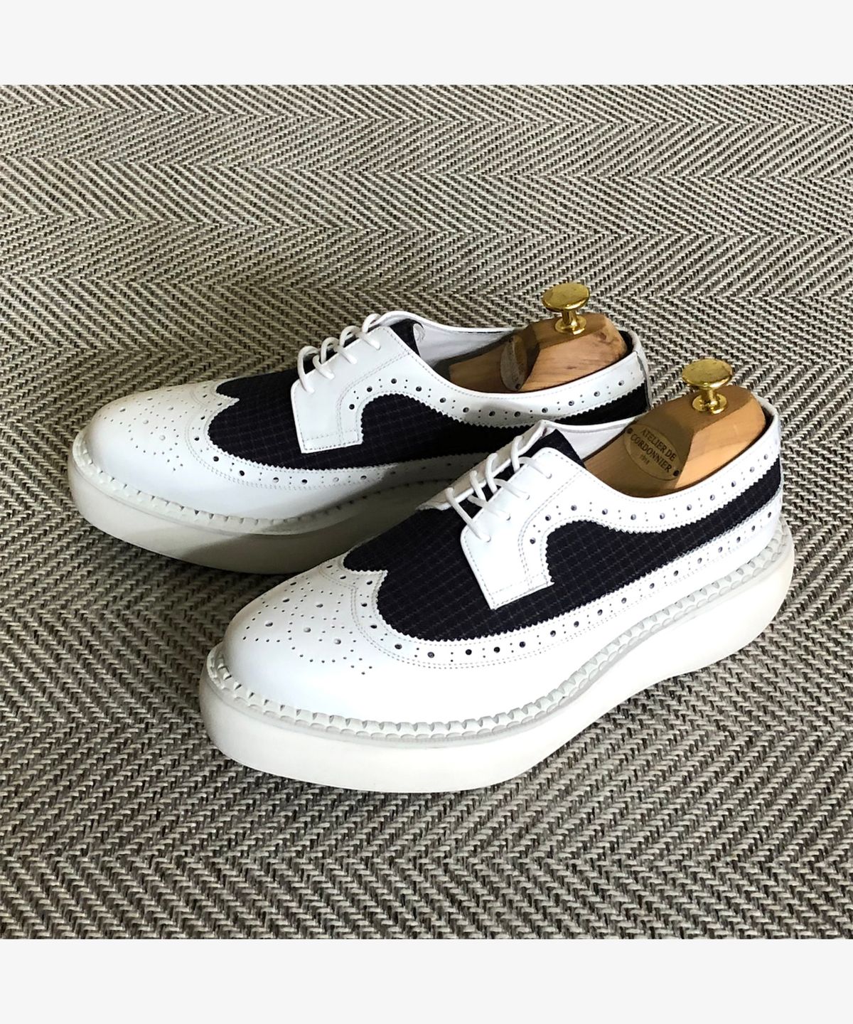 조앤슈(JOENSHOE) 메스니 모던체크 오버솔 슈즈 네이비