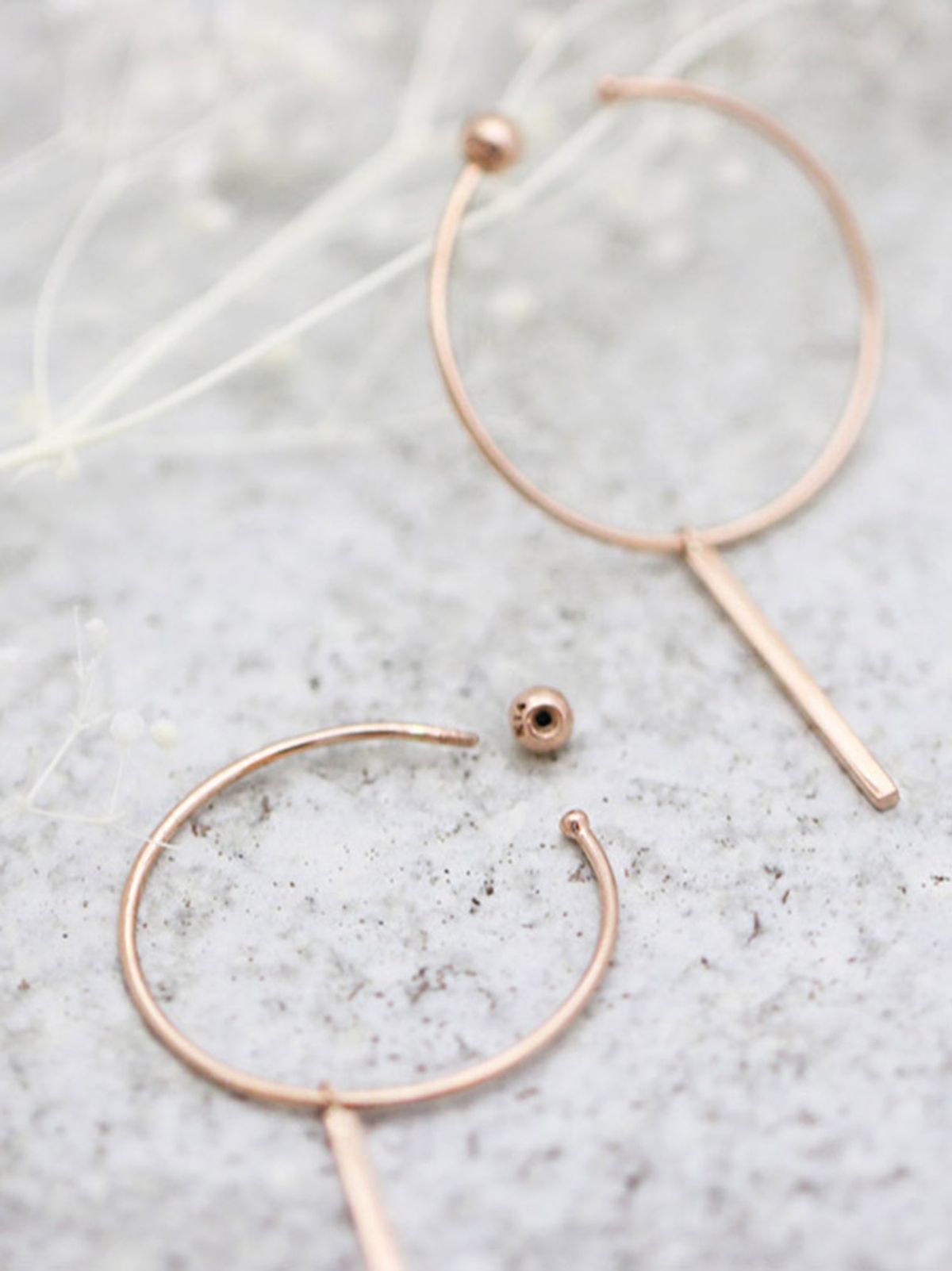 미니멀피어싱(MINIMALPIERCING) 14K 스틱 드롭 링피어싱 귀걸이