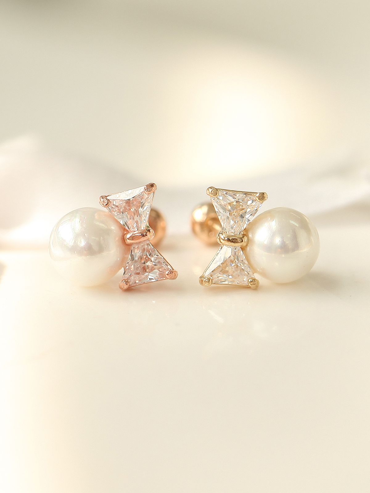 미니멀피어싱(MINIMALPIERCING) 14K 큐빅 리본 진주 피어싱 귀걸이