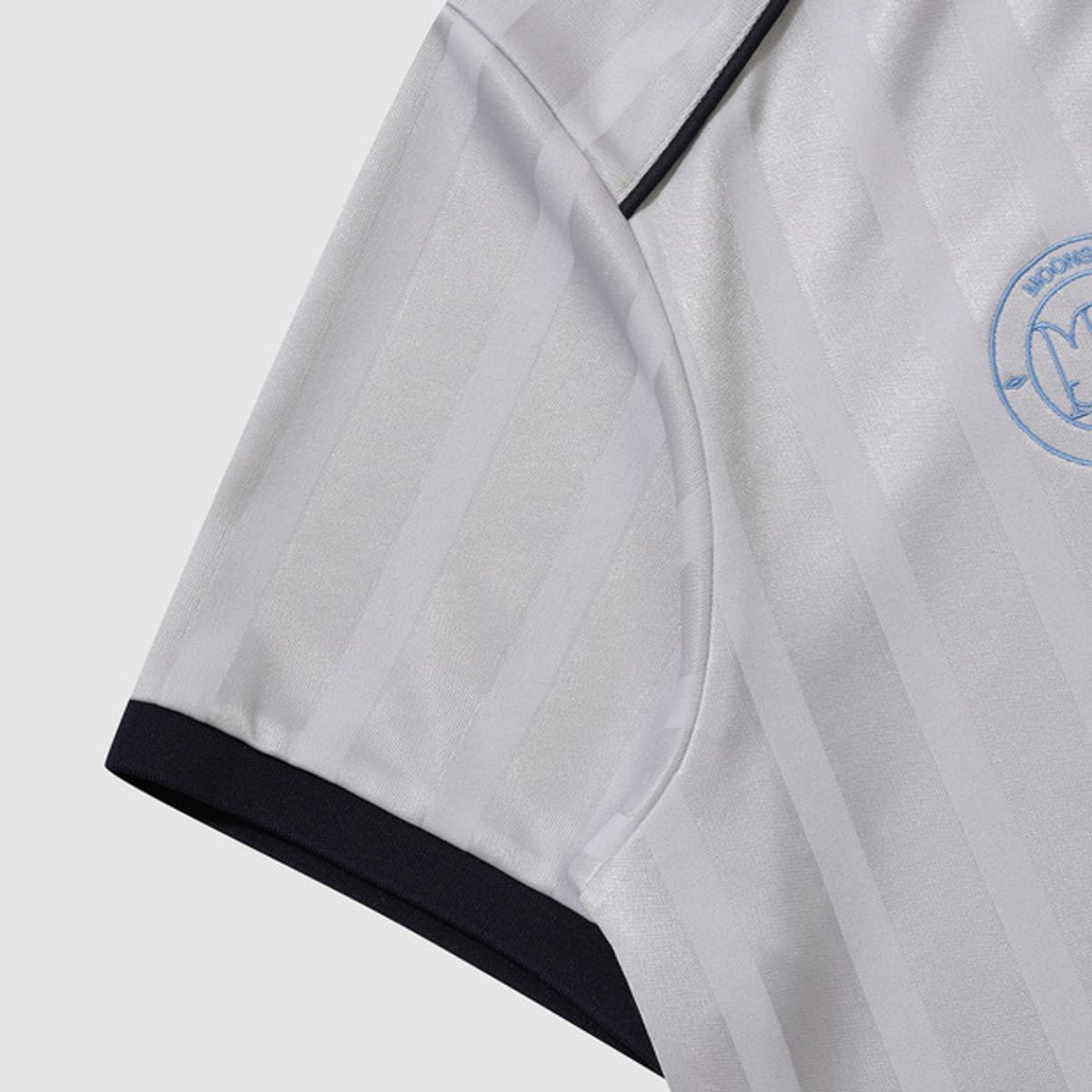 엄브로(UMBRO) [UMBRO X MOONSUN] 게임 셔츠 실버(UQ221CRJ41)