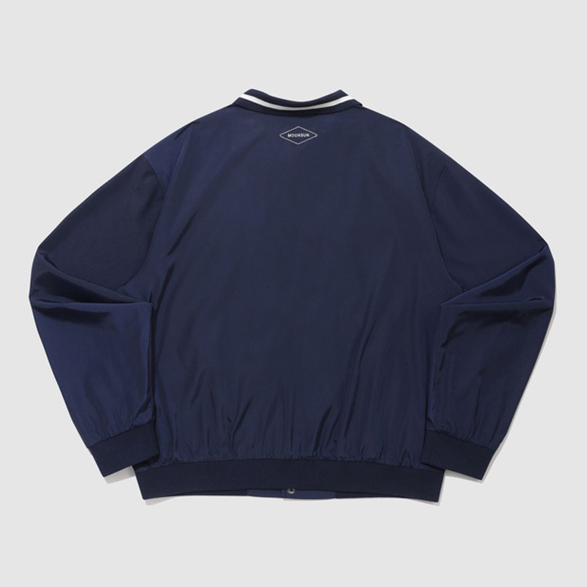 엄브로(UMBRO) [UMBRO X MOONSUN] 경량 앤썸 자켓 네이비(UQ223CJK41)