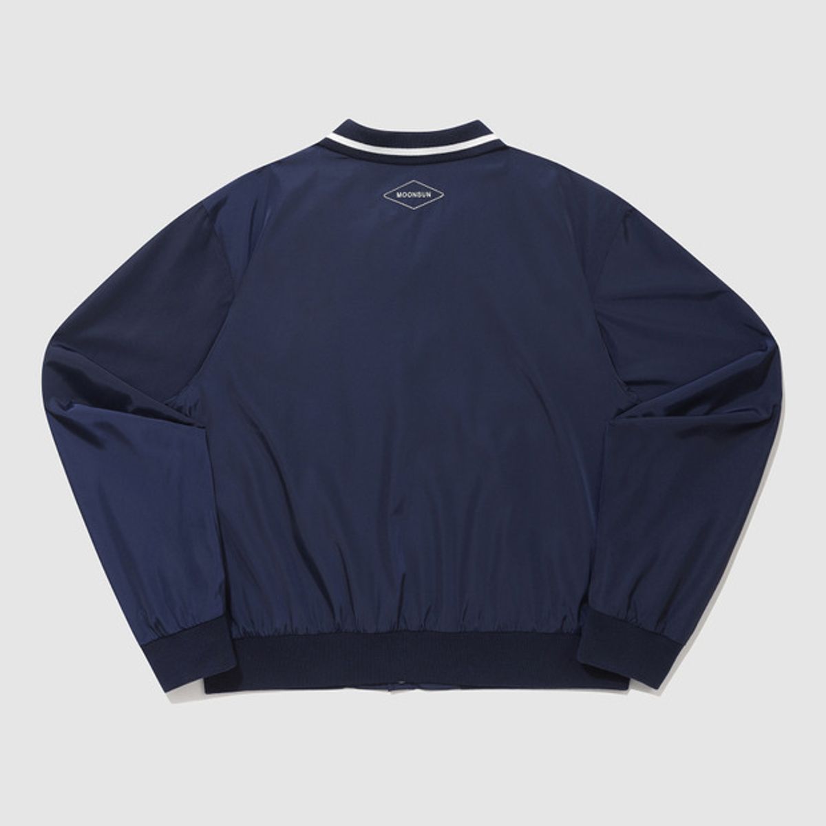 엄브로(UMBRO) [UMBRO X MOONSUN] 경량 앤썸 자켓 네이비(UQ223CJK41)