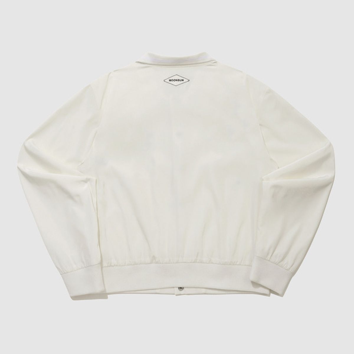 엄브로(UMBRO) [UMBRO X MOONSUN] 경량 앤썸 자켓 아이보리(UQ223CJK41)