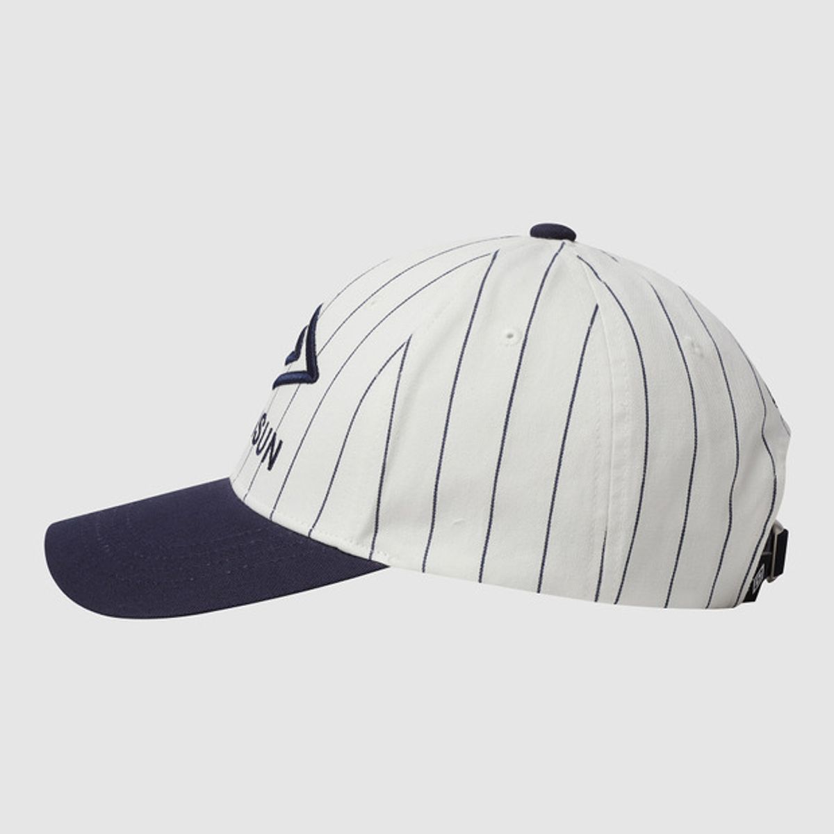 엄브로(UMBRO) [UMBRO X MOONSUN] 베이스볼캡 네이비(UQ223CCP40)