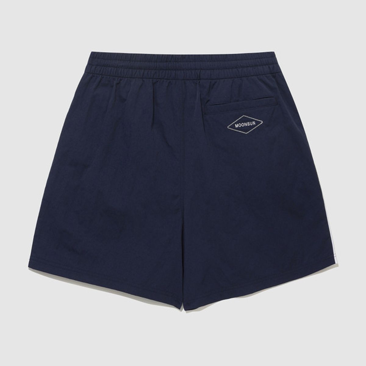 엄브로(UMBRO) [UMBRO X MOONSUN] 4부 우븐 쇼츠 네이비(UQ223CHP45)