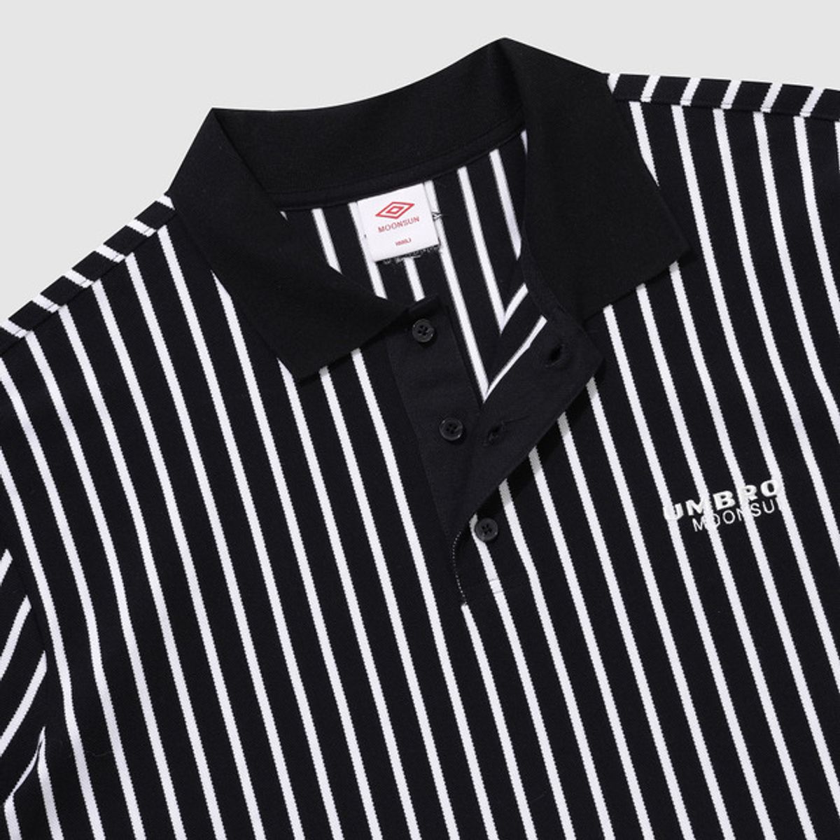 엄브로(UMBRO) [UMBRO X MOONSUN] 럭비 카라 피케 티셔츠 블랙(UQ223CTS41)