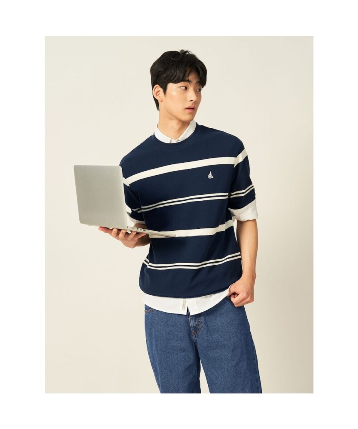 빈폴 멘(BEANPOLE MEN) 강연 밀라노 선염 라운드 스  티셔츠  네이비 (BC5442C37R)
