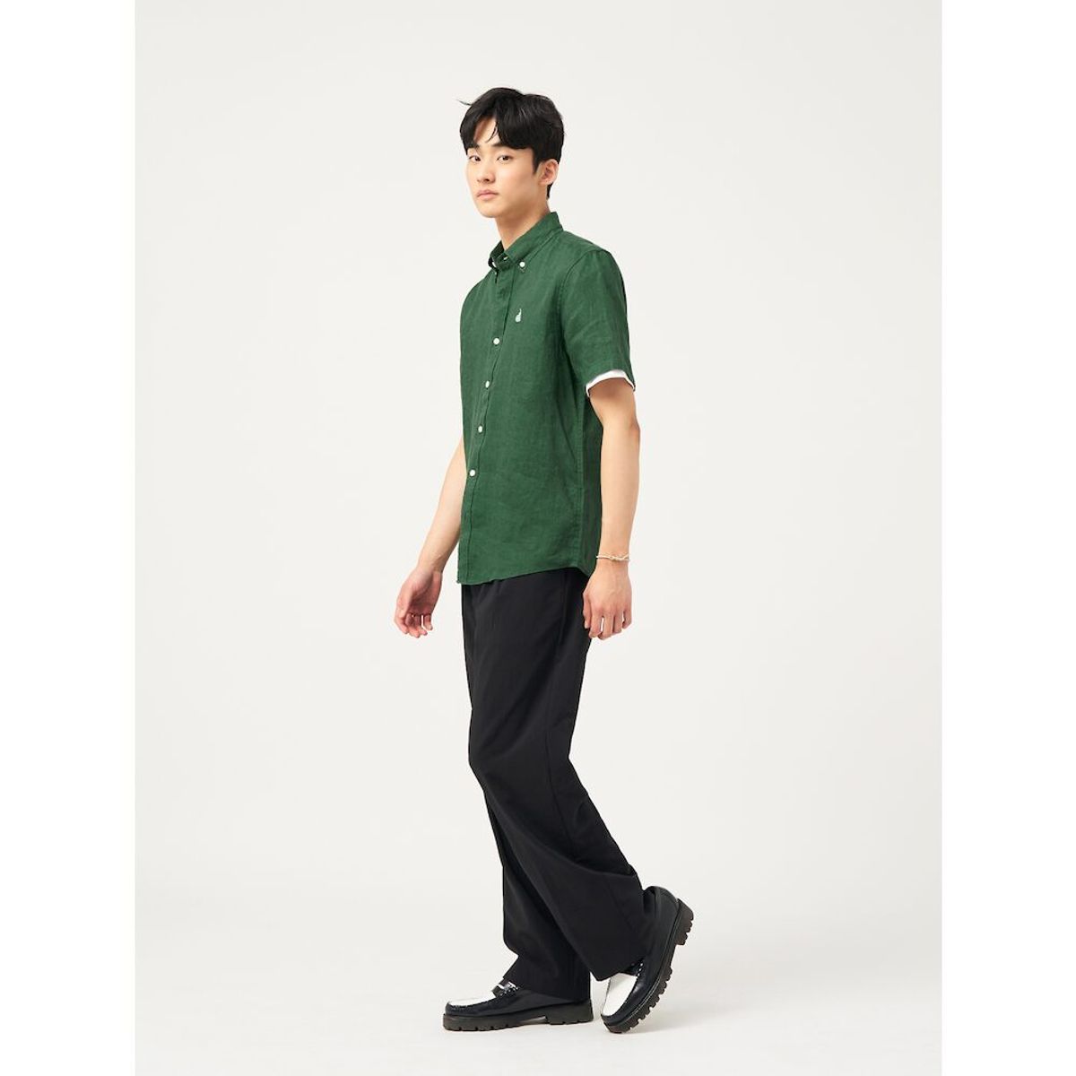 빈폴 멘(BEANPOLE MEN) 리넨 솔리드 반소매 셔츠  그린