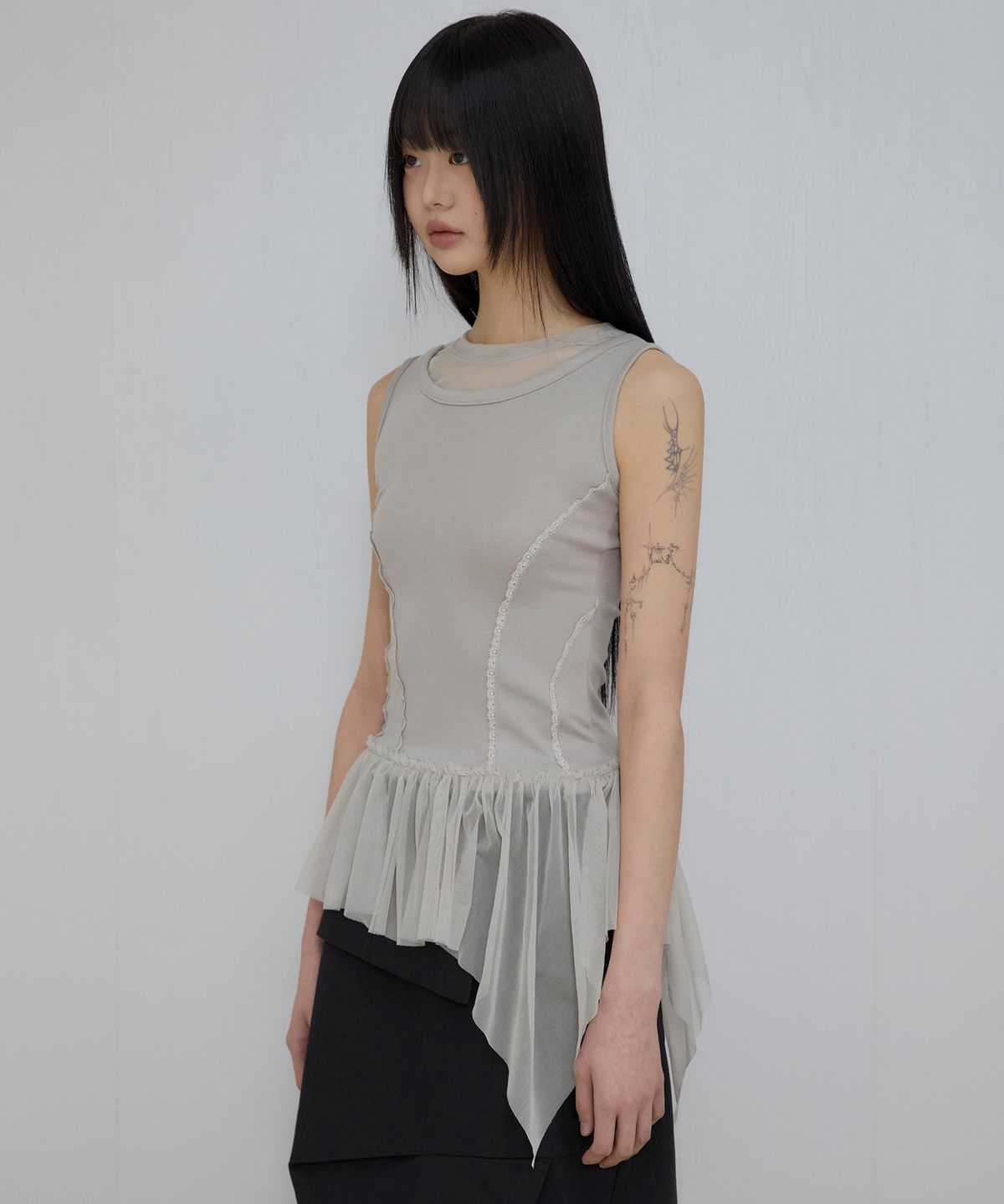플레어업(FLAREUP) Layered Lace Frill Sleeveless (FL-157_Gray)