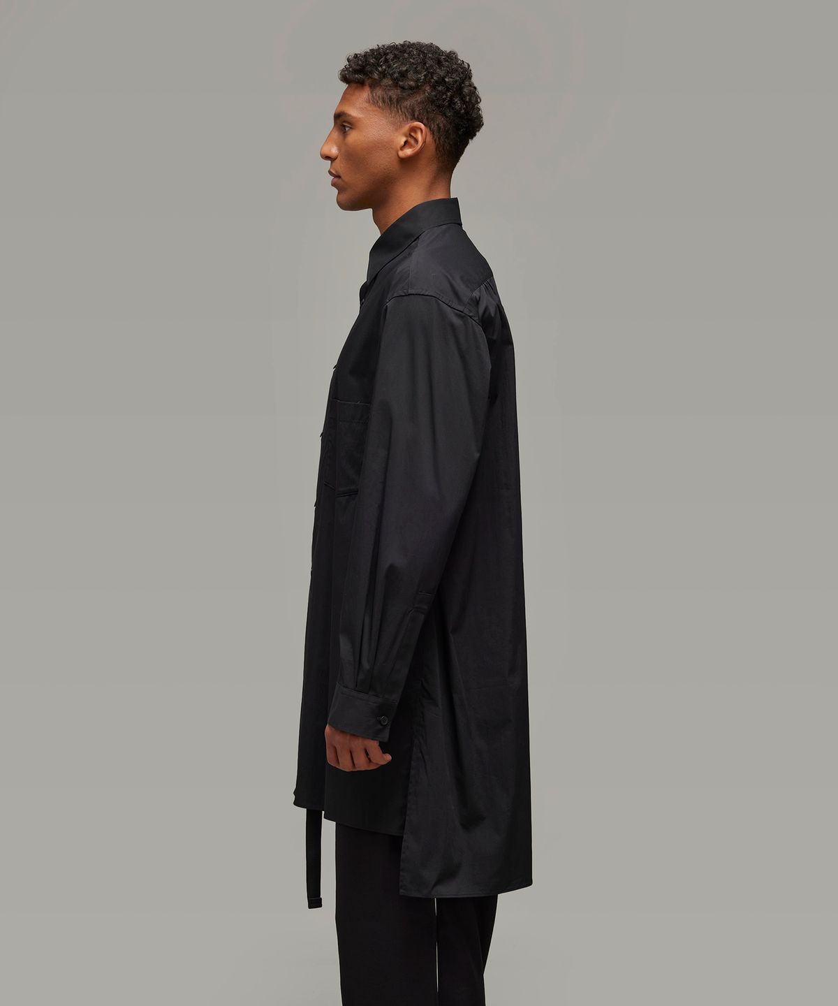 와이쓰리(Y-3) (U) GFX 로고 셔츠 블랙 U GFX LOGO SHIR BLACK