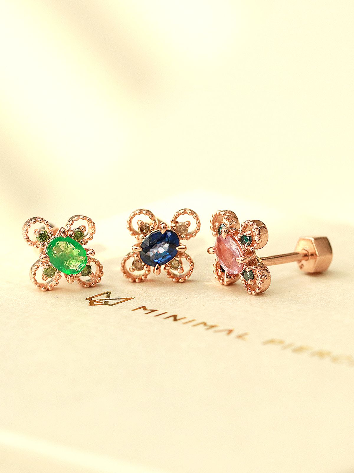 미니멀피어싱(MINIMALPIERCING) 14K 엔틱 다이아 플라워 피어싱
