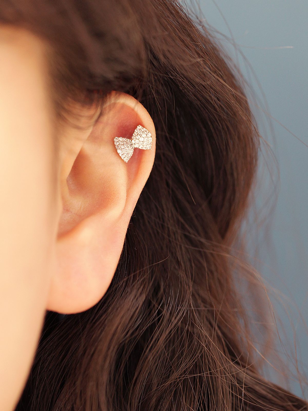 미니멀피어싱(MINIMALPIERCING) 리본타이 큐빅 써지컬 라블렛 피어싱