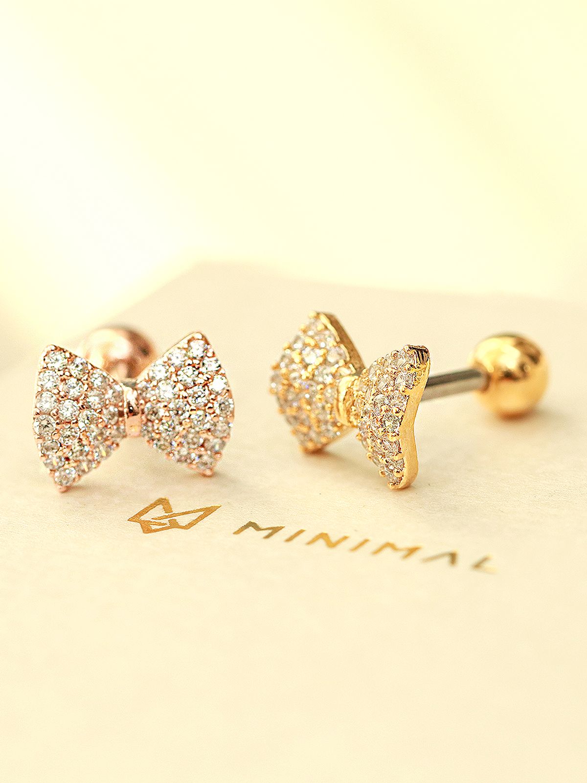 미니멀피어싱(MINIMALPIERCING) 리본타이 큐빅 써지컬 라블렛 피어싱
