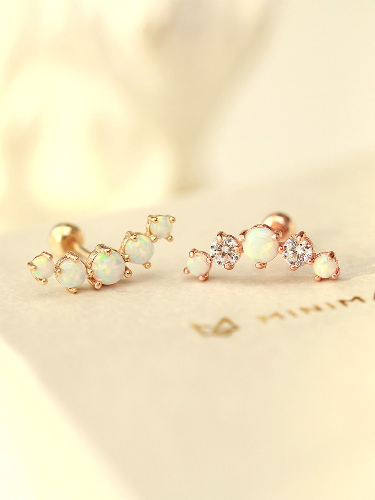 미니멀피어싱(MINIMALPIERCING) 14K 오단 오팔 큐빅 피어싱 귀걸이