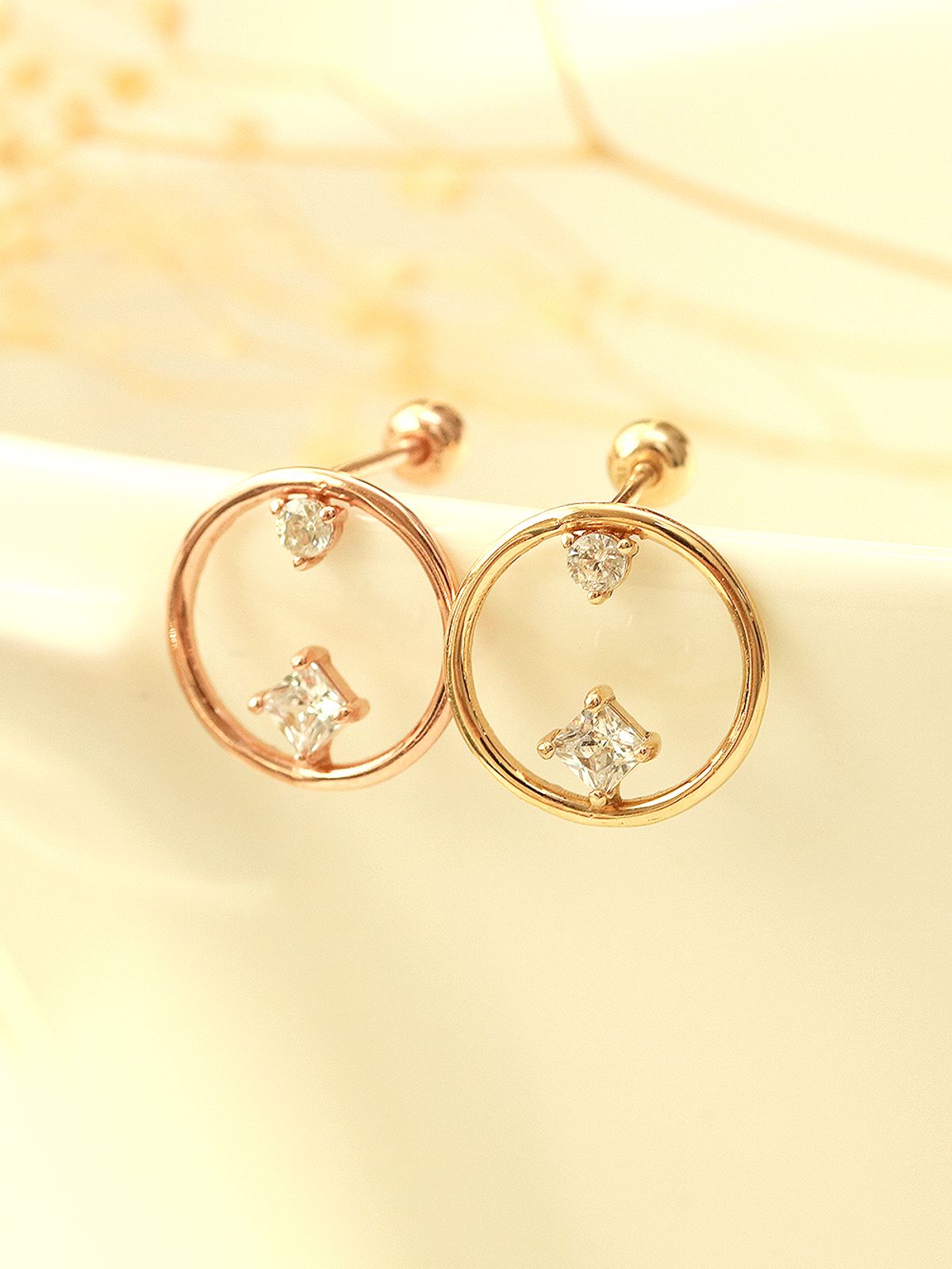 미니멀피어싱(MINIMALPIERCING) 14K 써클 사각 포인트 큐빅 피어싱 귀걸이
