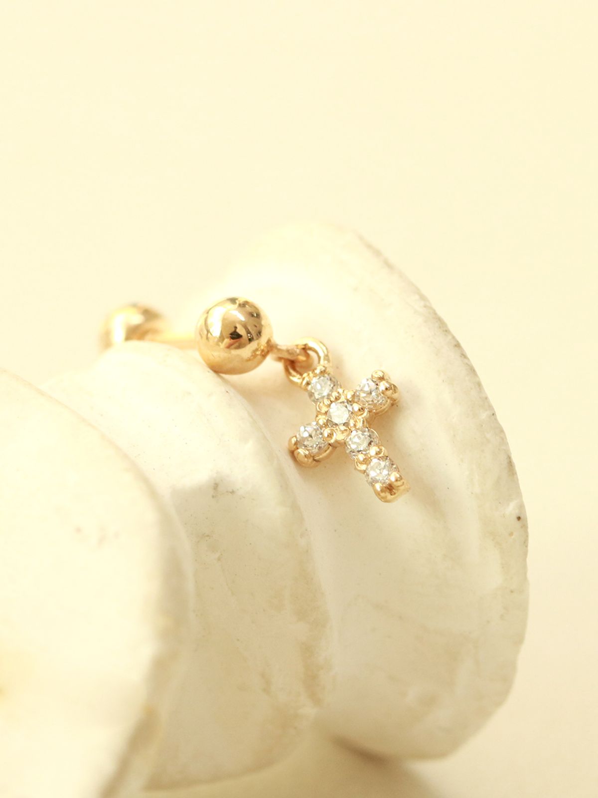 미니멀피어싱(MINIMALPIERCING) 14K 볼 큐빅 십자가 드롭 피어싱 귀걸이