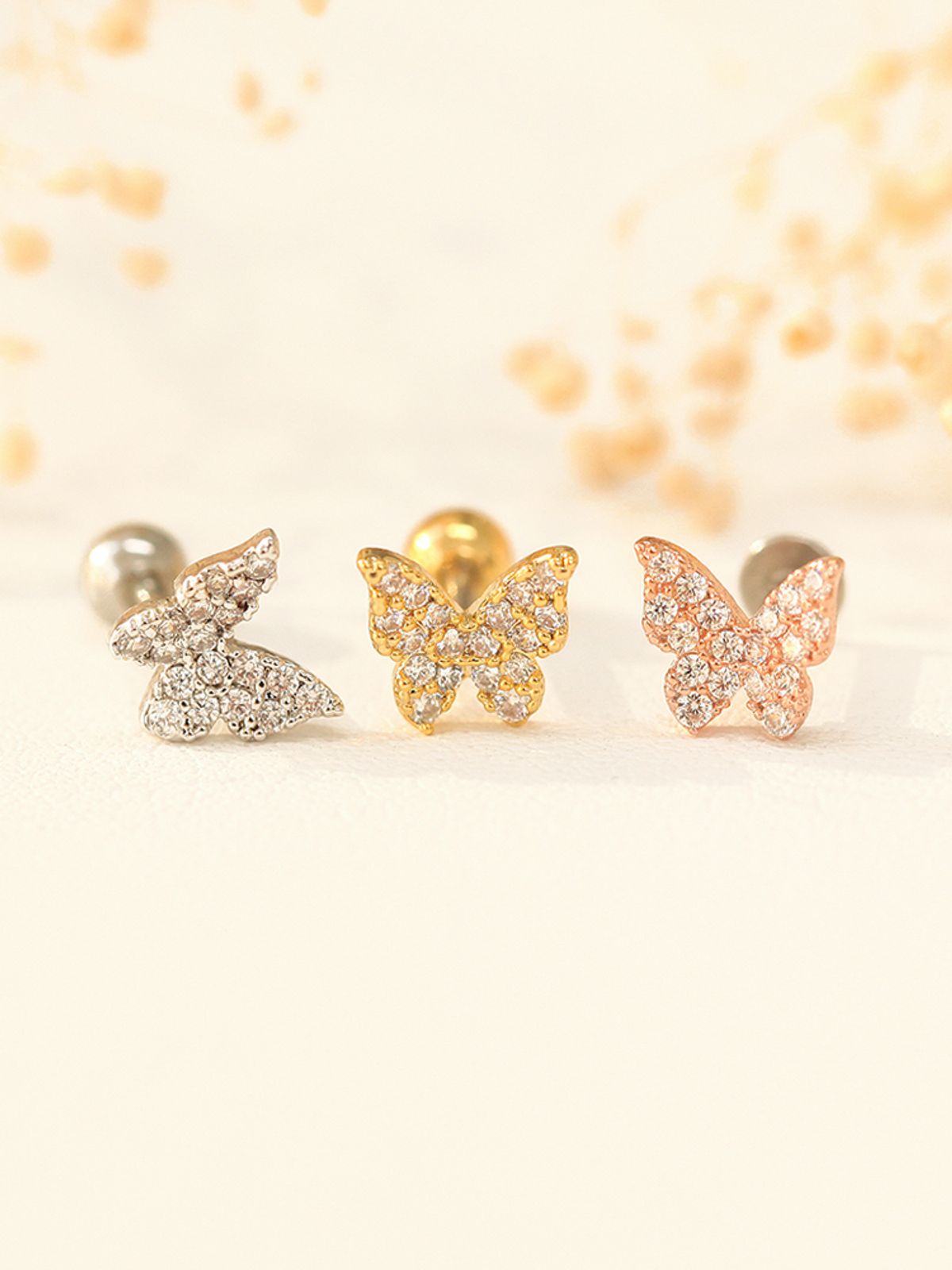 미니멀피어싱(MINIMALPIERCING) 블링 큐빅 나비 써지컬 라블렛 피어싱