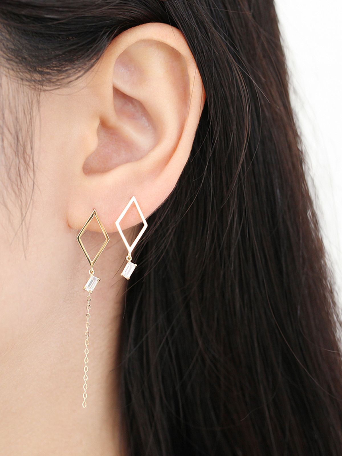 미니멀피어싱(MINIMALPIERCING) 14K 스퀘어 큐빅 언발 드롭 피어싱 귀걸이