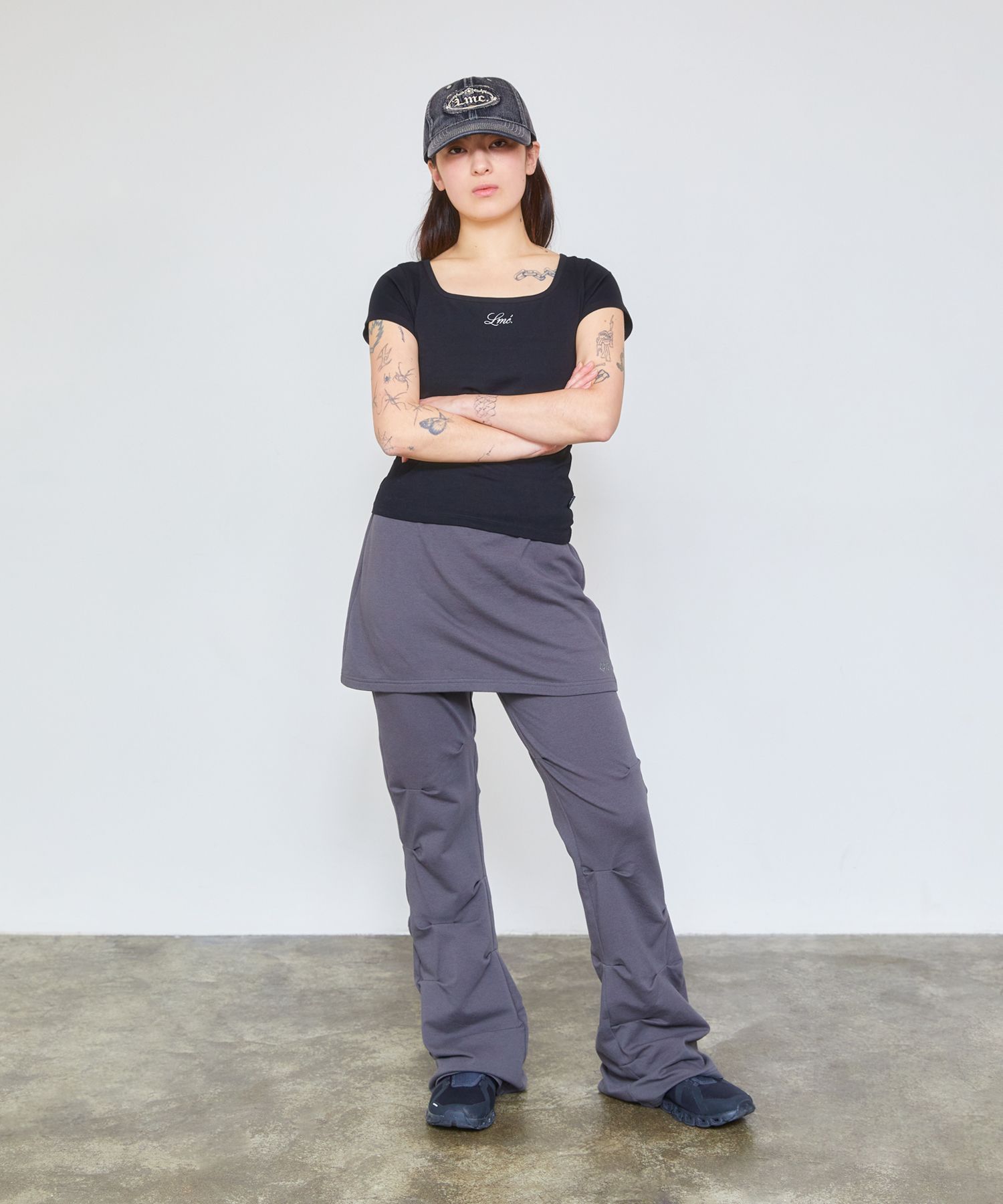 MUSINSA公式 | LMC WM SQUARE CROPPED TEE black