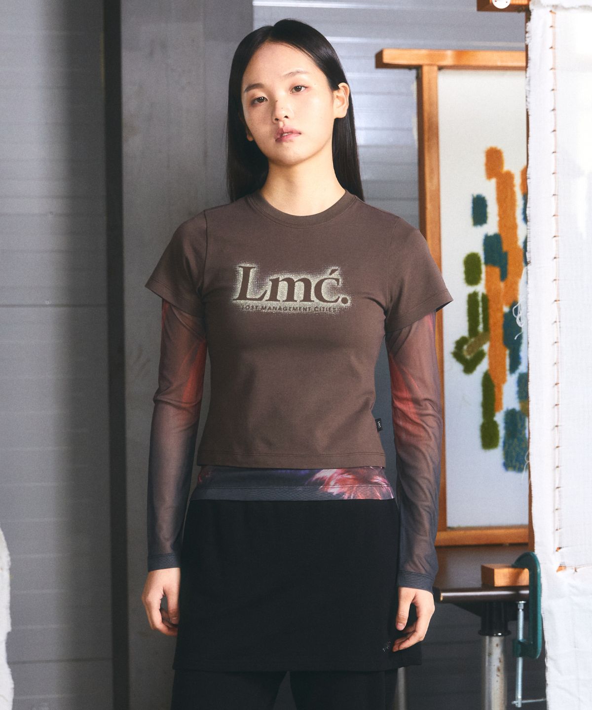 엘엠씨(LMC) WM NEW CLASSIC LOGO CROPPED TEE charcoal