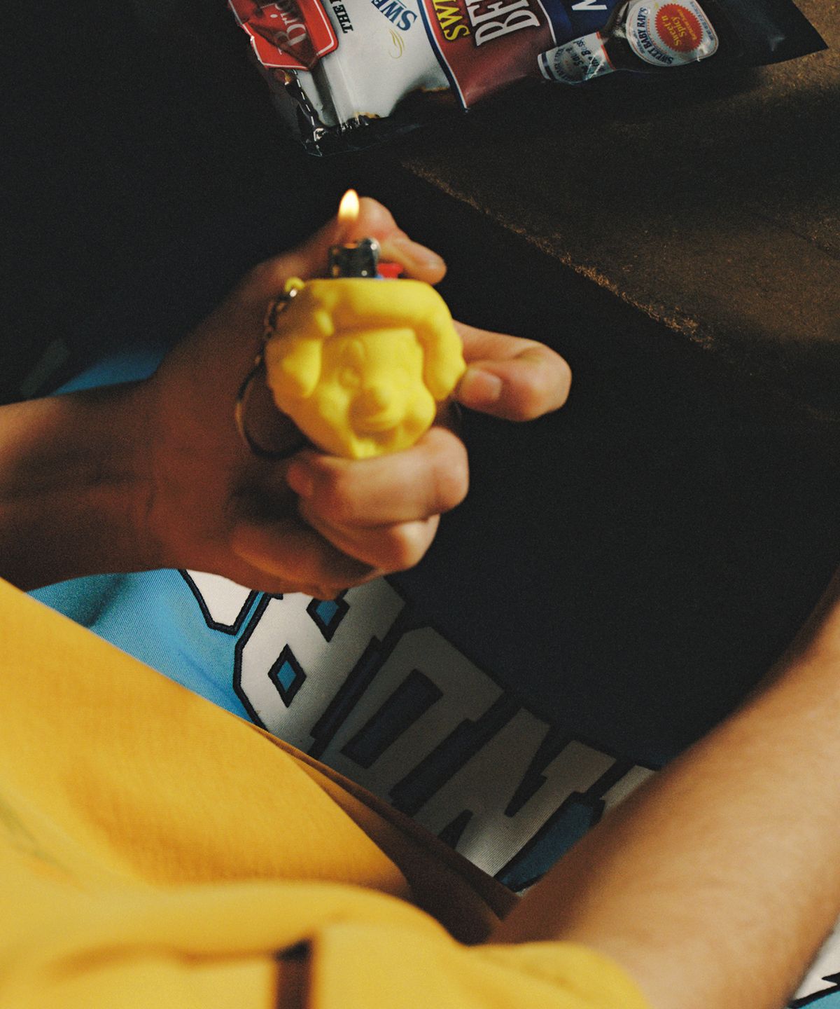 위캔더스(WKNDRS) PIERROT LIGHTER KEYRING (YELLOW)