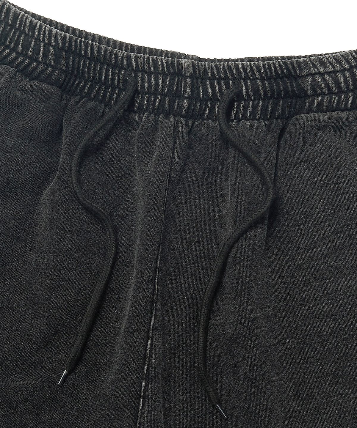위캔더스(WKNDRS) LOGO SWEAT SHORTS (D.BLACK)