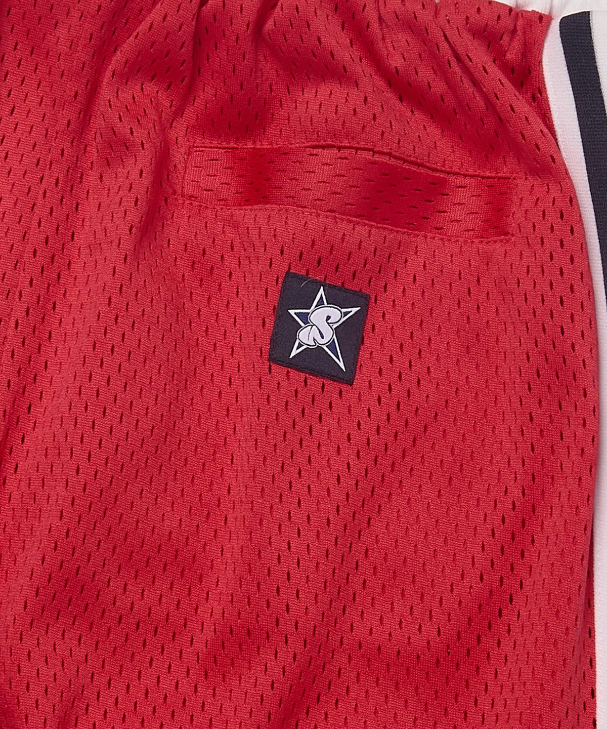 위캔더스(WKNDRS) BASKETBALL SHORTS (RED)