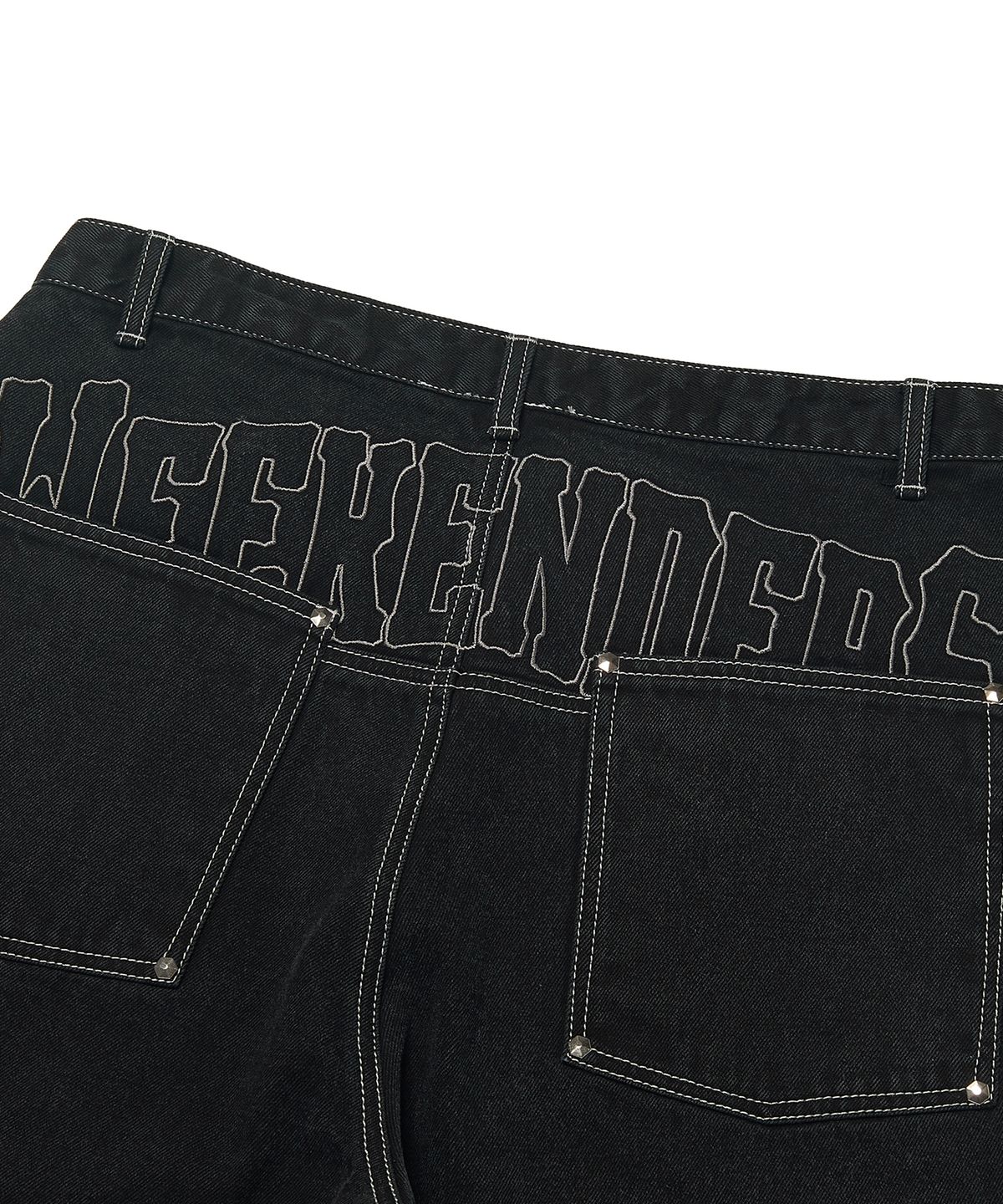 위캔더스(WKNDRS) COWBOY DENIM SHORTS (BLACK)