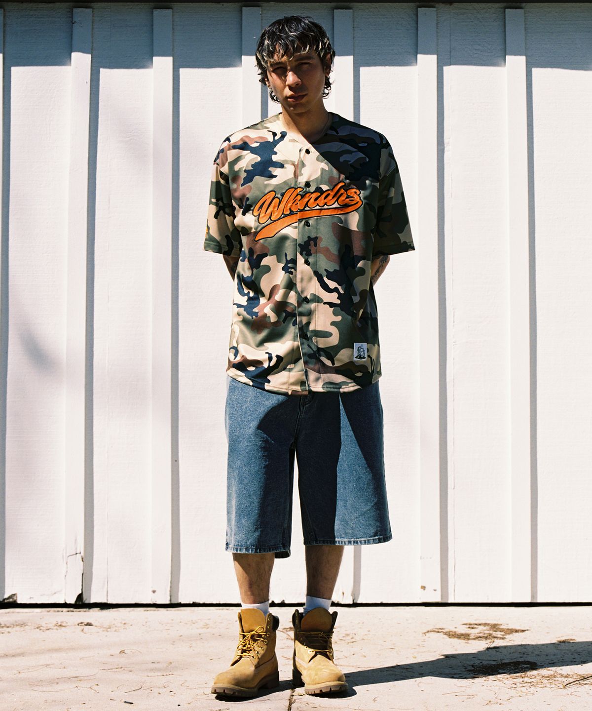 위캔더스(WKNDRS) PUNK DENIM SHORTS (DENIM)