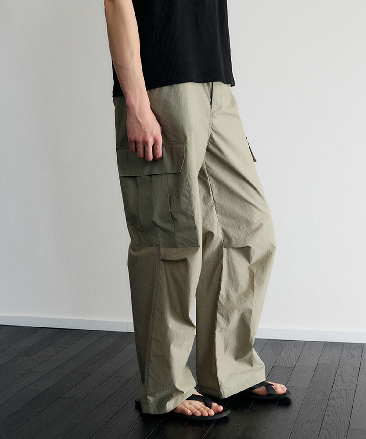 르마드(LEMARD) 파라슈트 카고 팬츠 - LIGHT KHAKI