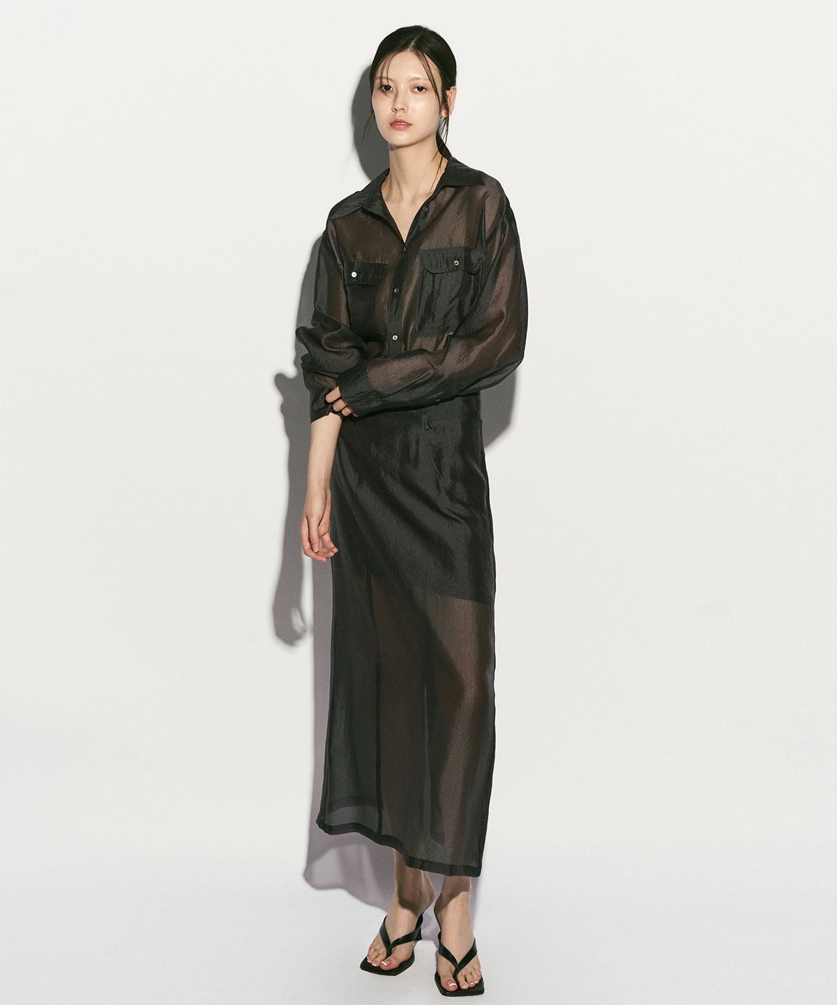 리이(RE RHEE) SHEER CUPRO MAXI SKIRT MIDNIGHT NAVY