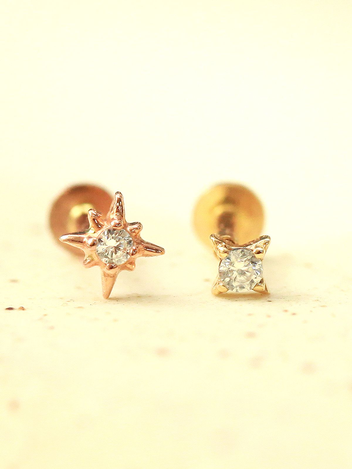 미니멀피어싱(MINIMALPIERCING) 14K 인터널 초미니 반짝이 별 라블렛 피어싱