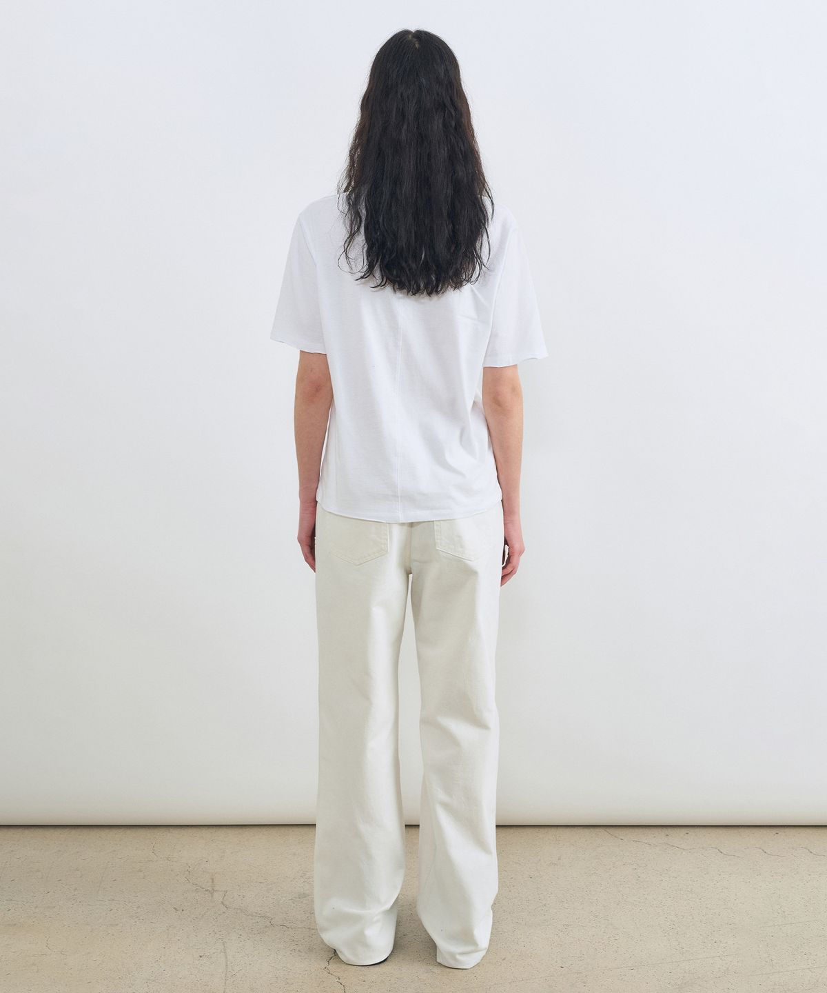 인사일런스 우먼(INSILENCE WOMEN) 디스트레스드 핀턱 데님 WHITE