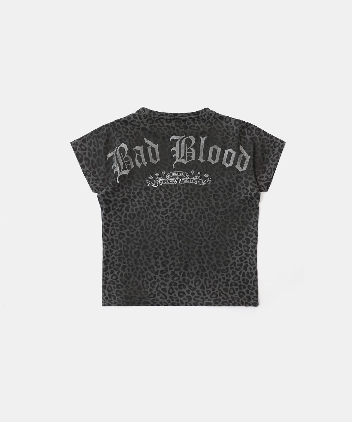 배드블러드(BADBLOOD) 크랙 프린트 티셔츠 - 블랙레오파드