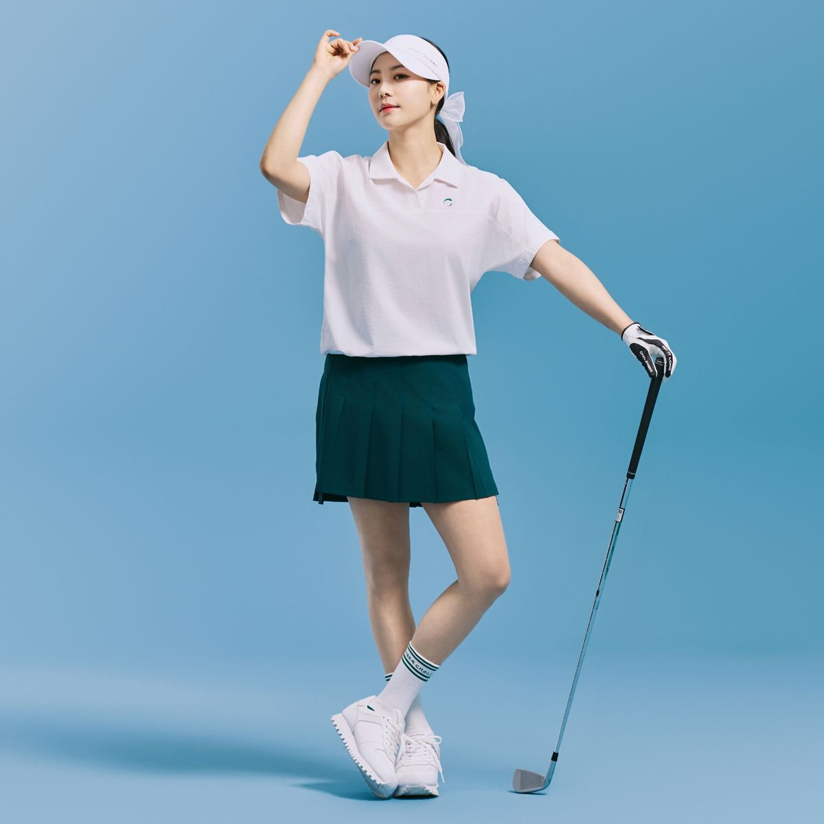 챌린저(CHALLENGER) 여성 에어리 스트레치 오픈 카라 반팔 우븐탑 화이트