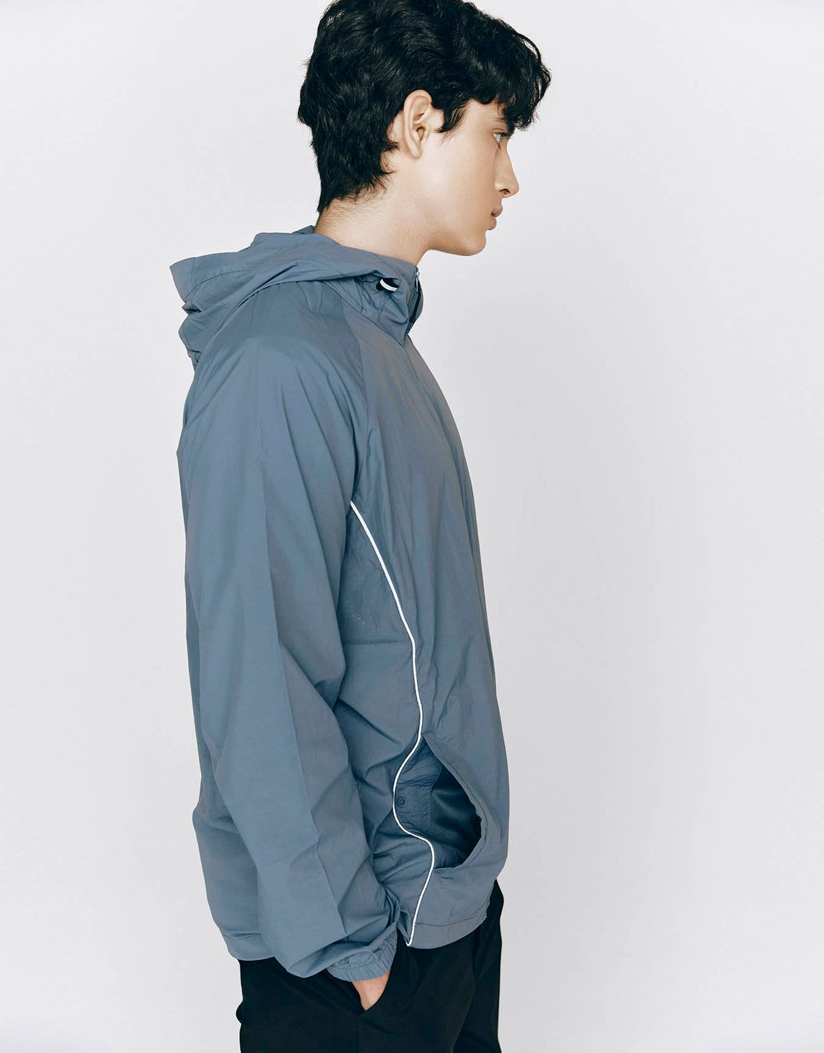 지오다노(GIORDANO) 나일론 기능성 윈드브레이커 075009 [2color]
