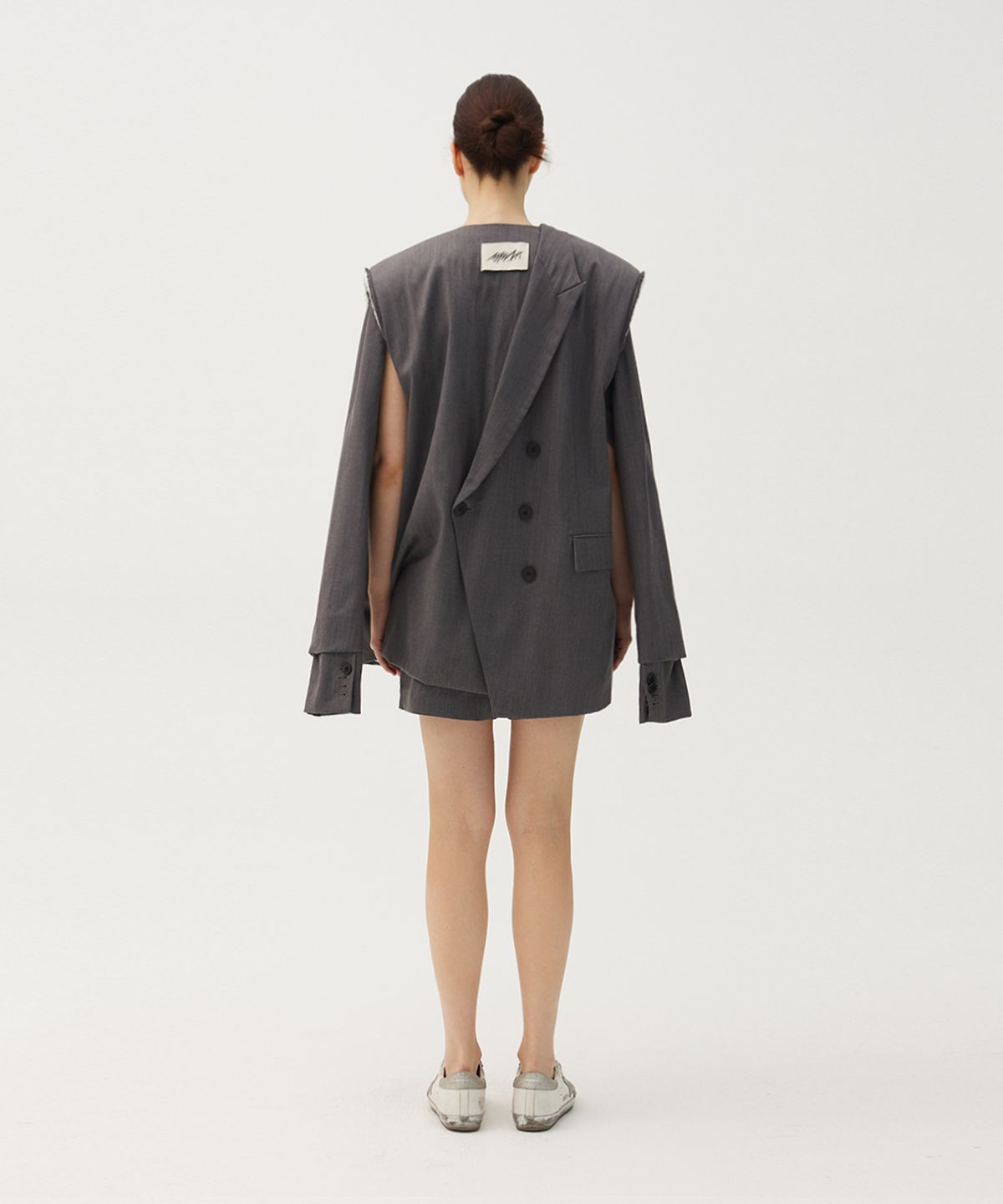 므아므(MMAM) Off-sleeve origami blazer