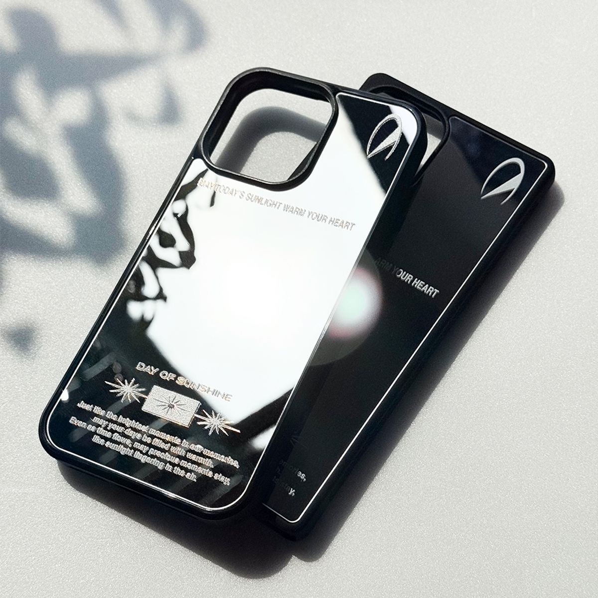 메모리즈바운더리(MEMORIESBOUNDARY) Sunlight Lingers Bumper Mirror Phone Case (MagSafe)