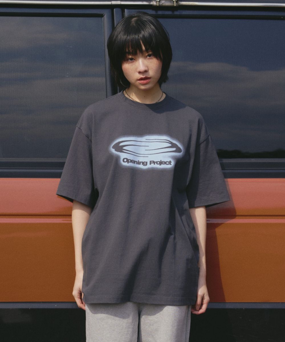 MUSINSA公式 | OPENING PROJECT Identity T Shirt - Sprayed