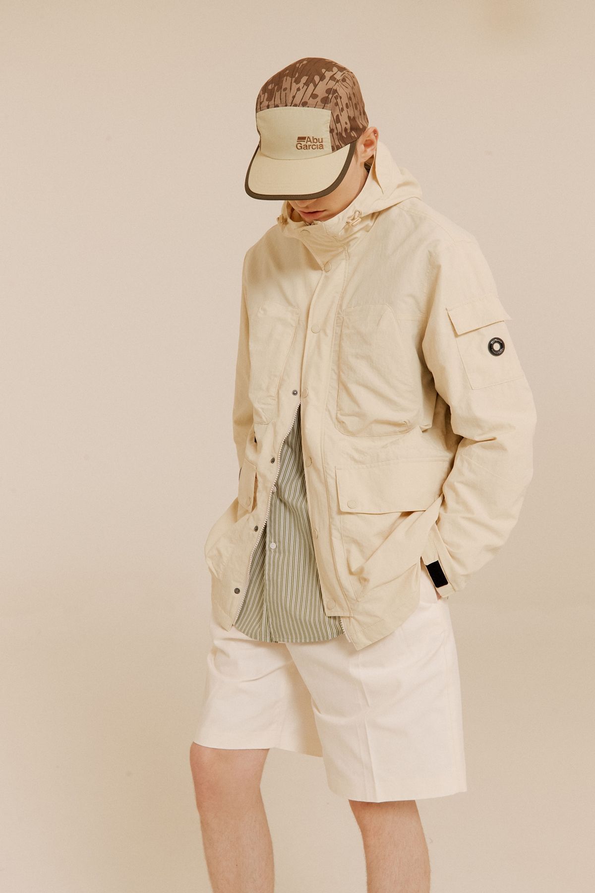 아부가르시아(ABU GARCIA) 시그니처 레코드 자켓 LIGHT BEIGE